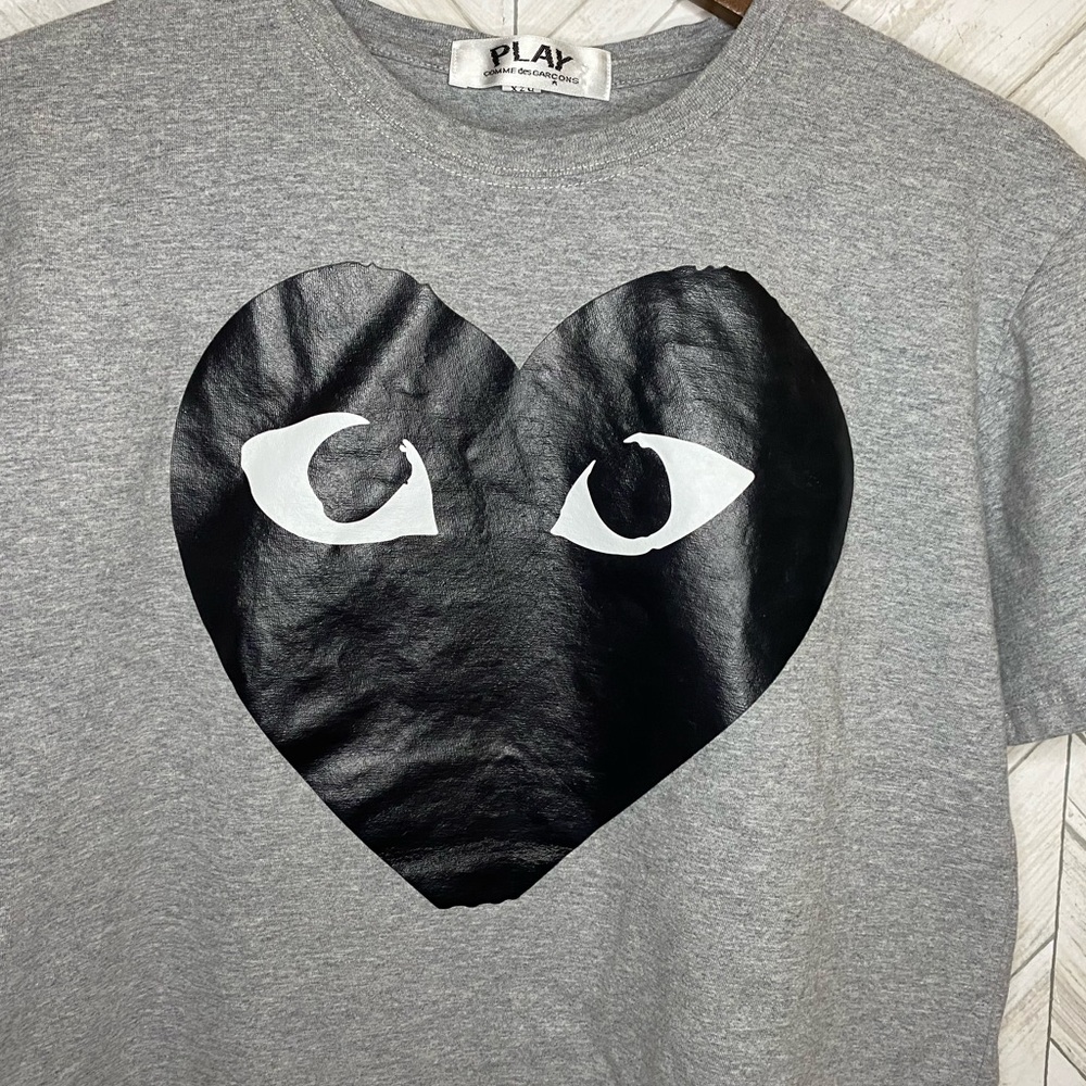 Come des garçons play black heart tee shirt grey - Picture 3 of 12